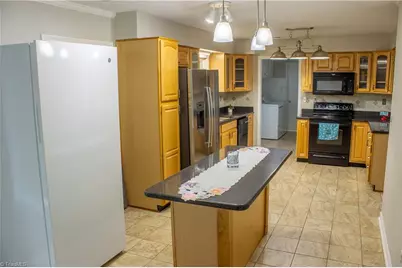 1622 Ardmore Road, Winston-Salem, NC 27127 - Photo 10