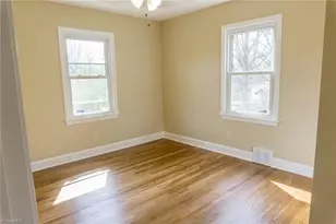 4232 Langden Dr, Winston-Salem, NC 27107 - Photo 10