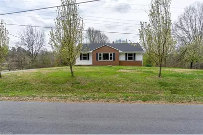 4232 Langden Drive, Winston-Salem, NC 27107 - Photo 2