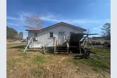 112 Hardwick Lane, Lowgap, NC 27024 - Photo 4