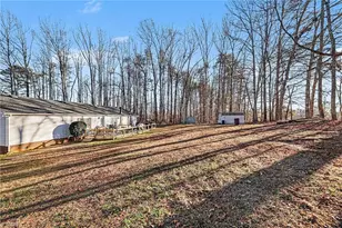 1115 Cross Creek Dr, Walnut Cove, NC 27052 - Photo 26