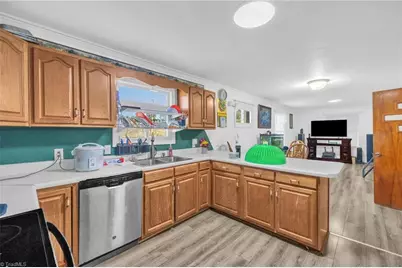 4405 Knollwood Drive, Archdale, NC 27263 - Photo 8