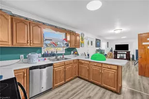 4405 Knollwood Dr, Archdale, NC 27263 - Photo 8