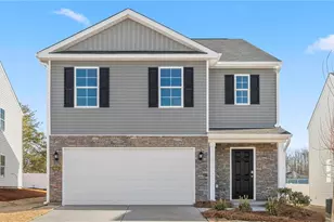 117 Beechwood Cir, Thomasville, NC 27360 - Photo 1