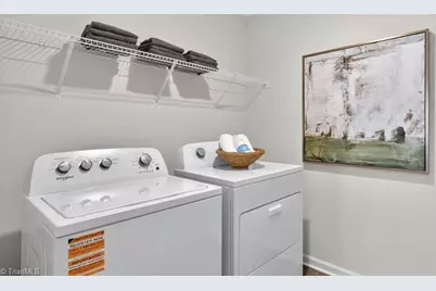 117 Beechwood Circle, Thomasville, NC 27360 - Photo 4