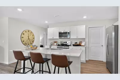 117 Beechwood Circle, Thomasville, NC 27360 - Photo 14