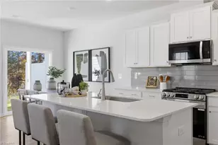 1802 Pheasant Trce Cir, Kernersville, NC 27284 - Photo 4