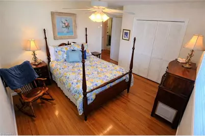 105 Mendenhall Road, Jamestown, NC 27282 - Photo 14