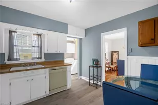 2008 Fernwood Dr, Greensboro, NC 27408 - Photo 16