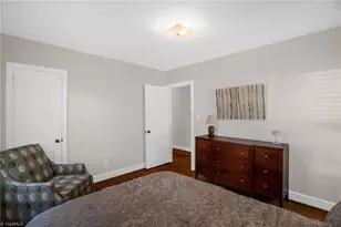 2008 Fernwood Dr, Greensboro, NC 27408 - Photo 22