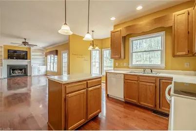 4817 Adams Ridge Drive, Greensboro, NC 27407 - Photo 14