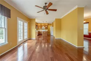 4817 Adams Ridge Dr, Greensboro, NC 27407 - Photo 10