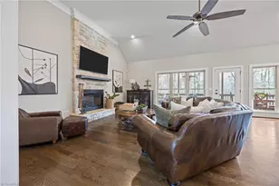 8404 Robert Mohr Ct, Greensboro, NC 27455 - Photo 10