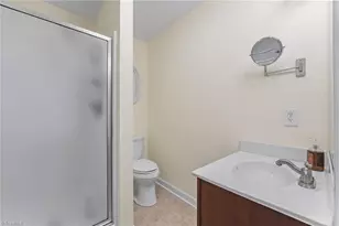 733 Whisper Ridge Dr, Graham, NC 27253 - Photo 16