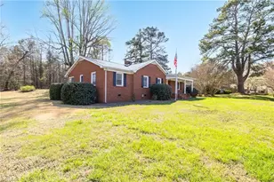 518 E Main St, Franklinville, NC 27248 - Photo 1