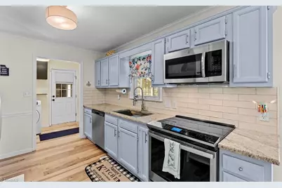 109 Stafford Oak Drive, Jamestown, NC 27282 - Photo 14