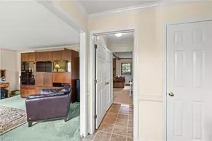 5520 Robinridge Rd, Greensboro, NC 27410 - Photo 4