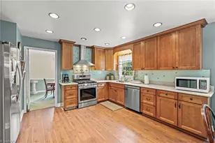 5520 Robinridge Rd, Greensboro, NC 27410 - Photo 6