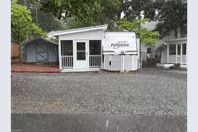 107 Pine Street, New London, NC 28127 - Photo 26