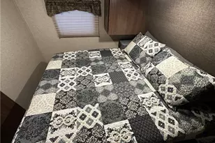 107 Pine St, New London, NC 28127 - Photo 10