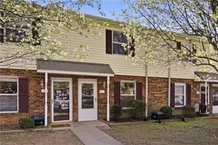 640 Cedarbrook Ct, Lewisville, NC 27023 - Photo 2