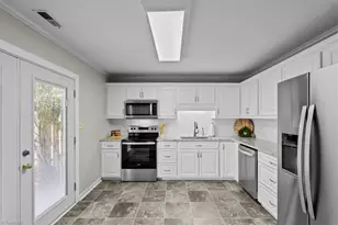 2 Apple Tree Ln, Greensboro, NC 27455 - Photo 16