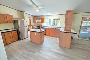 901 George Roberson Ln, Graham, NC 27253 - Photo 2