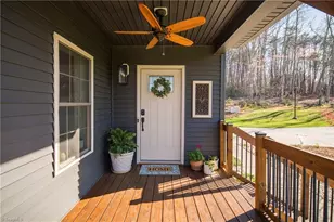 1626 Black Mountain Rd, Pilot Mountain, NC 27041 - Photo 4