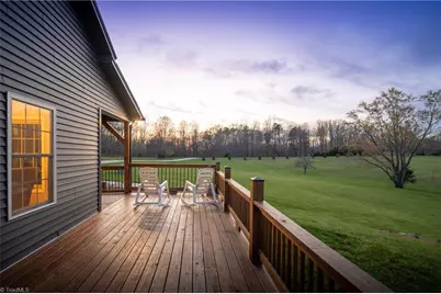 1626 Black Mountain Road, Pilot Mountain, NC 27041 - Photo 30