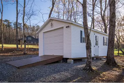 1626 Black Mountain Road, Pilot Mountain, NC 27041 - Photo 36