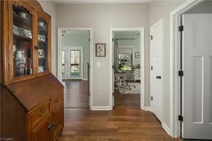 1626 Black Mountain Rd, Pilot Mountain, NC 27041 - Photo 20