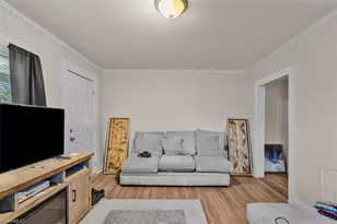 210 Morgan Pl, High Point, NC 27260 - Photo 6