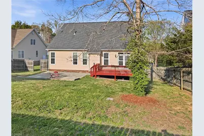 6624 Barton Creek Drive, Whitsett, NC 27377 - Photo 28