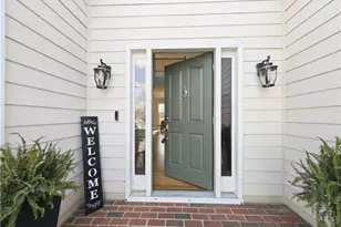 6624 Barton Creek Dr, Whitsett, NC 27377 - Photo 2