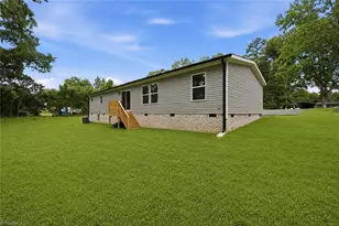 6008 Apple Wyrick Rd, Gibsonville, NC 27249 - Photo 40