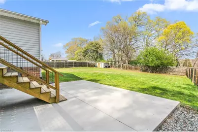 405 E Oakwood Street, Mebane, NC 27302 - Photo 24