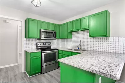 405 E Oakwood Street, Mebane, NC 27302 - Photo 10