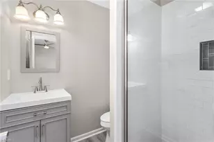 405 E Oakwood St, Mebane, NC 27302 - Photo 16