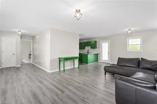 405 E Oakwood St, Mebane, NC 27302 - Photo 6