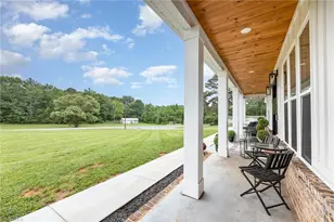 138 Arthur Needham Rd, Pilot Mountain, NC 27041 - Photo 4