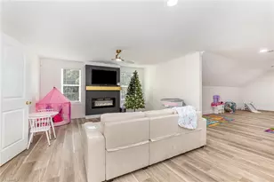 138 Arthur Needham Rd, Pilot Mountain, NC 27041 - Photo 38