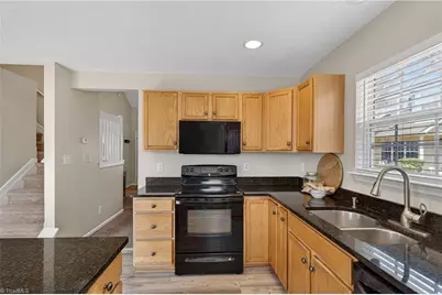 96 Tannenbaum Circle, Greensboro, NC 27410 - Photo 16