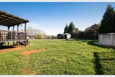 3190 Rosin Run, Sophia, NC 27350 - Photo 24