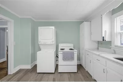 1510 Vance Street, Reidsville, NC 27320 - Photo 12