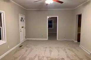 130 N Oakland Ave, Eden, NC 27288 - Photo 2