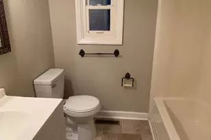 130 N Oakland Ave, Eden, NC 27288 - Photo 10