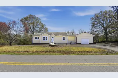 4585 Oak Ridge Drive, Winston-Salem, NC 27105 - Photo 2