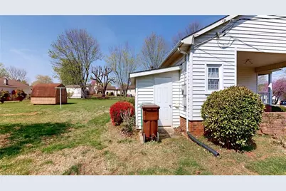7307 Lansdowne Place, Thomasville, NC 27360 - Photo 6