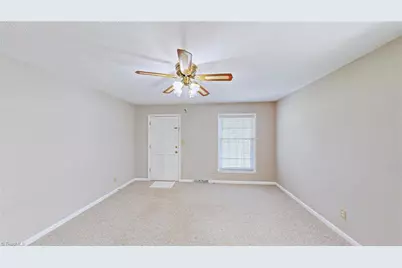 7307 Lansdowne Place, Thomasville, NC 27360 - Photo 14