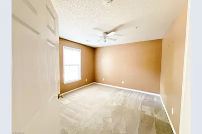 3694 Cotswold Avenue #1A, Greensboro, NC 27410 - Photo 12